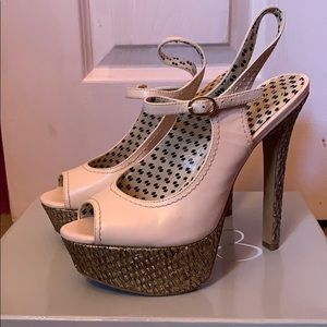 Jessica Simpson heels